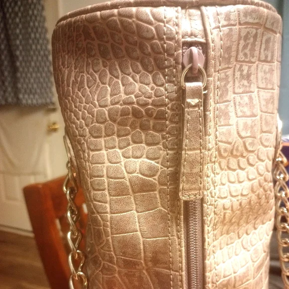 Nine West Dome Shoulder/ Tote Bag - Picture 2 of 12